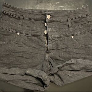 Chic High Waist Black Denim Shorts